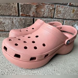 Classic Platform Clogs Pale Blush Crocs size 9